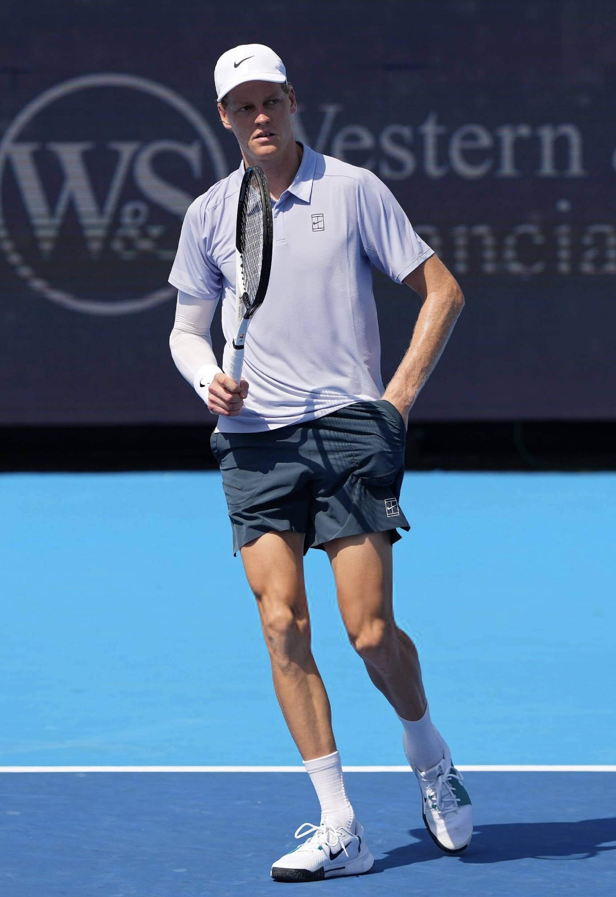 欧洲网球队力克美国网球队,纳达尔三分雨点燃全场 欧洲网球队力克美国网球队,纳达尔三分雨点燃全场