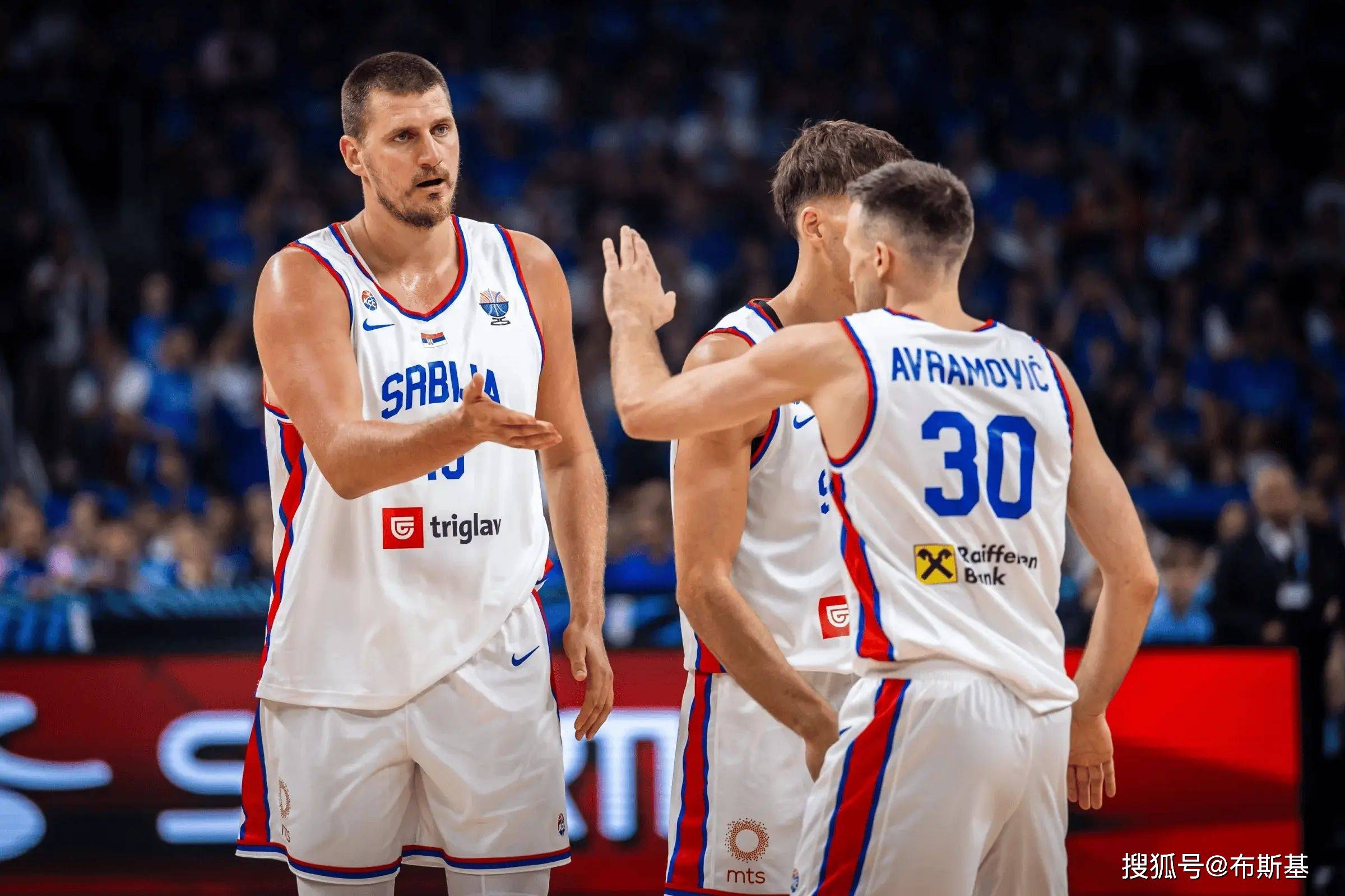 公牛爆冷爵士，约基奇三分雨点燃全场