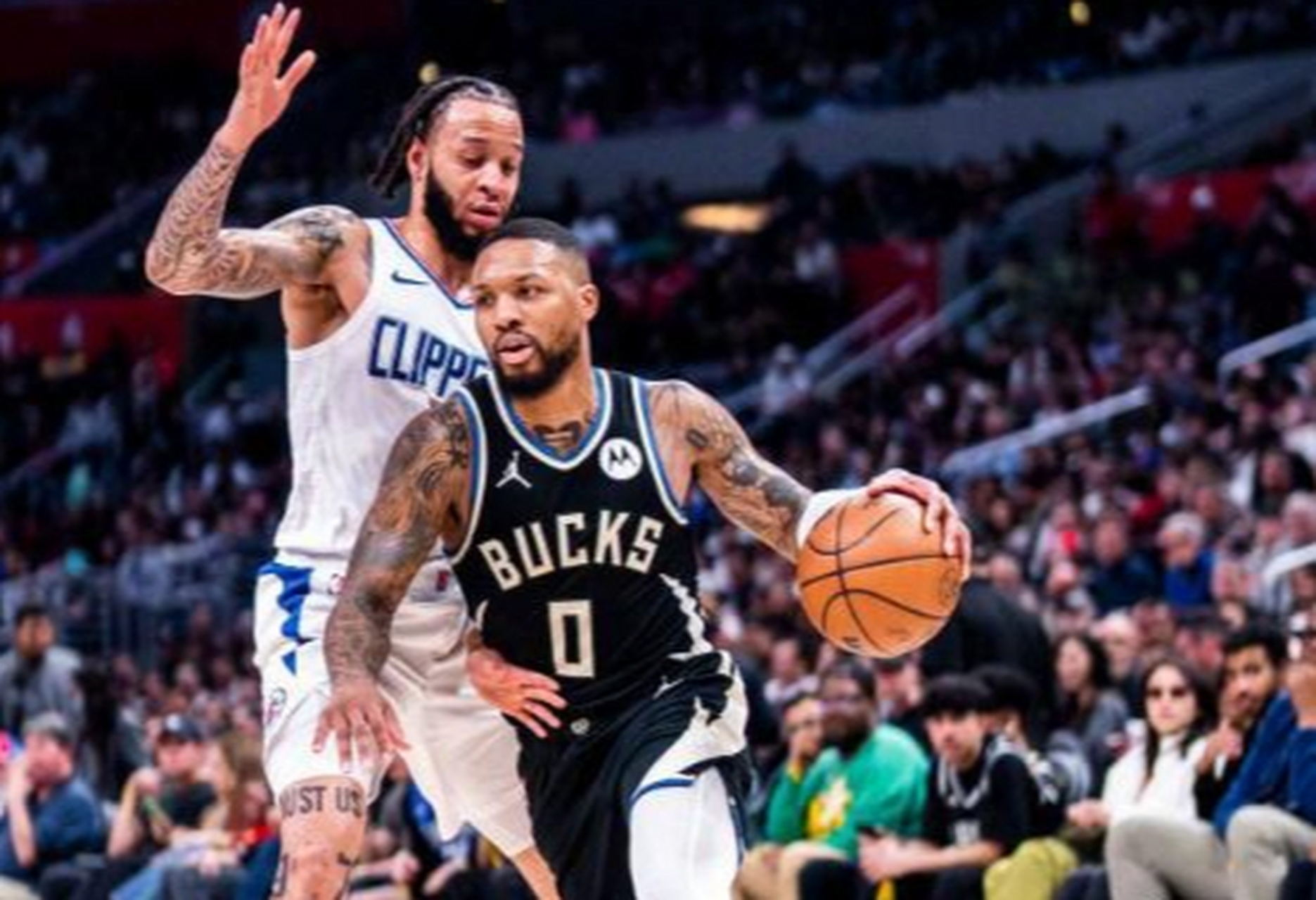 雄鹿逆转尼克斯，伦纳德扛起全队