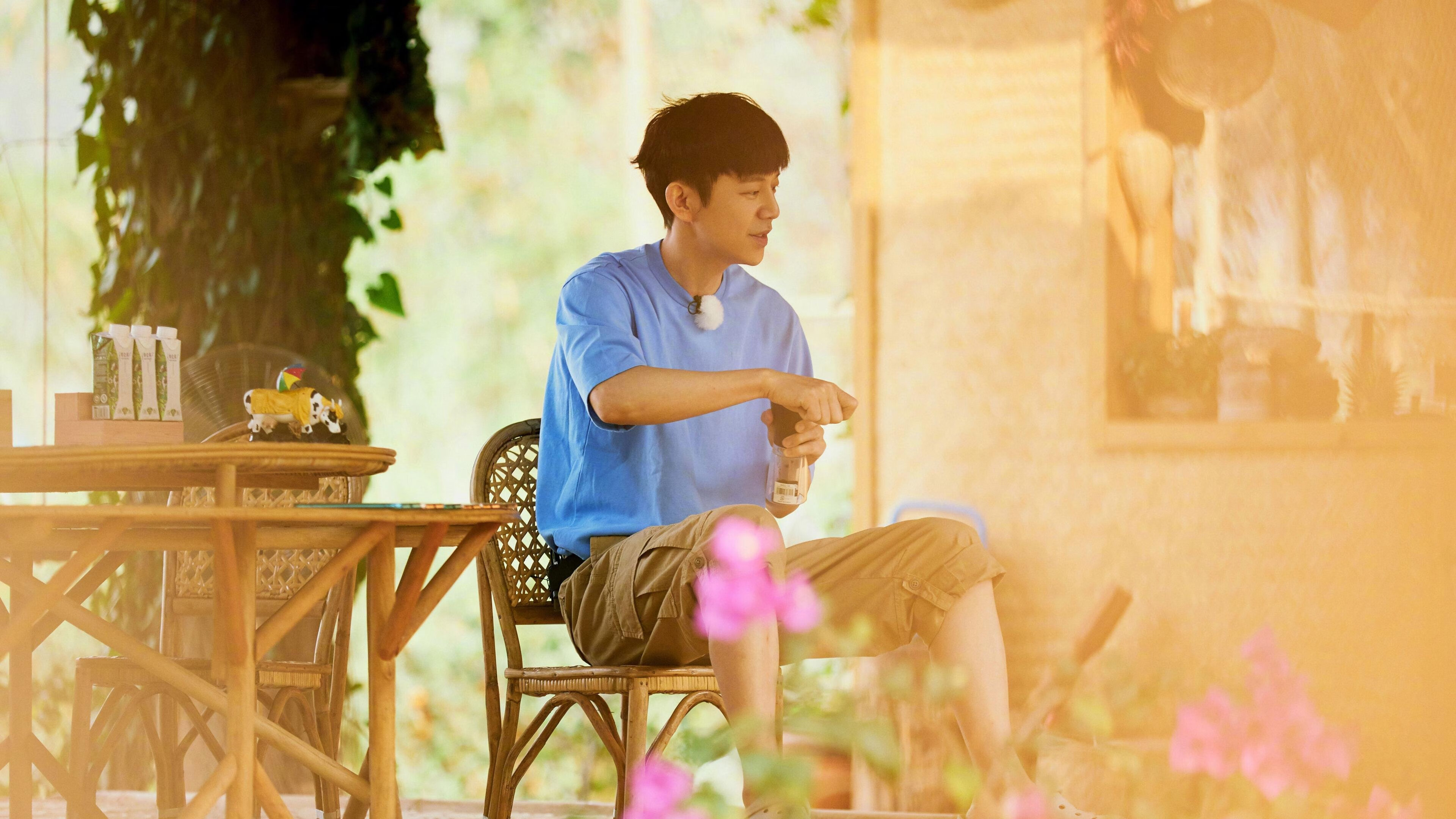 当欧冠淘汰赛哨声吹响时，世界的另一边，詹姆斯定律正在同步上演