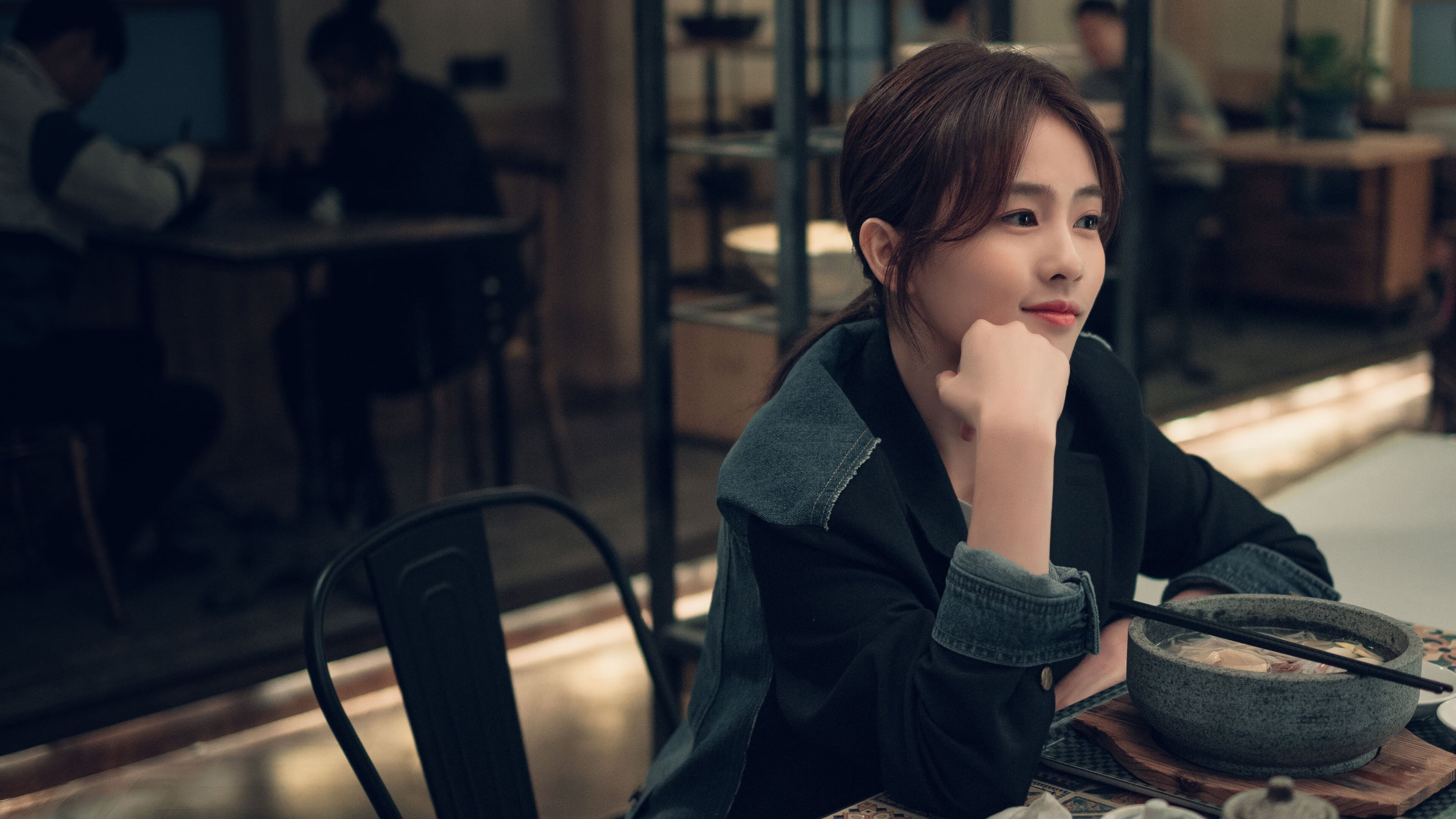 红蓝战车东征记,当本泽马在铃鹿替巴萨赢下F1王座