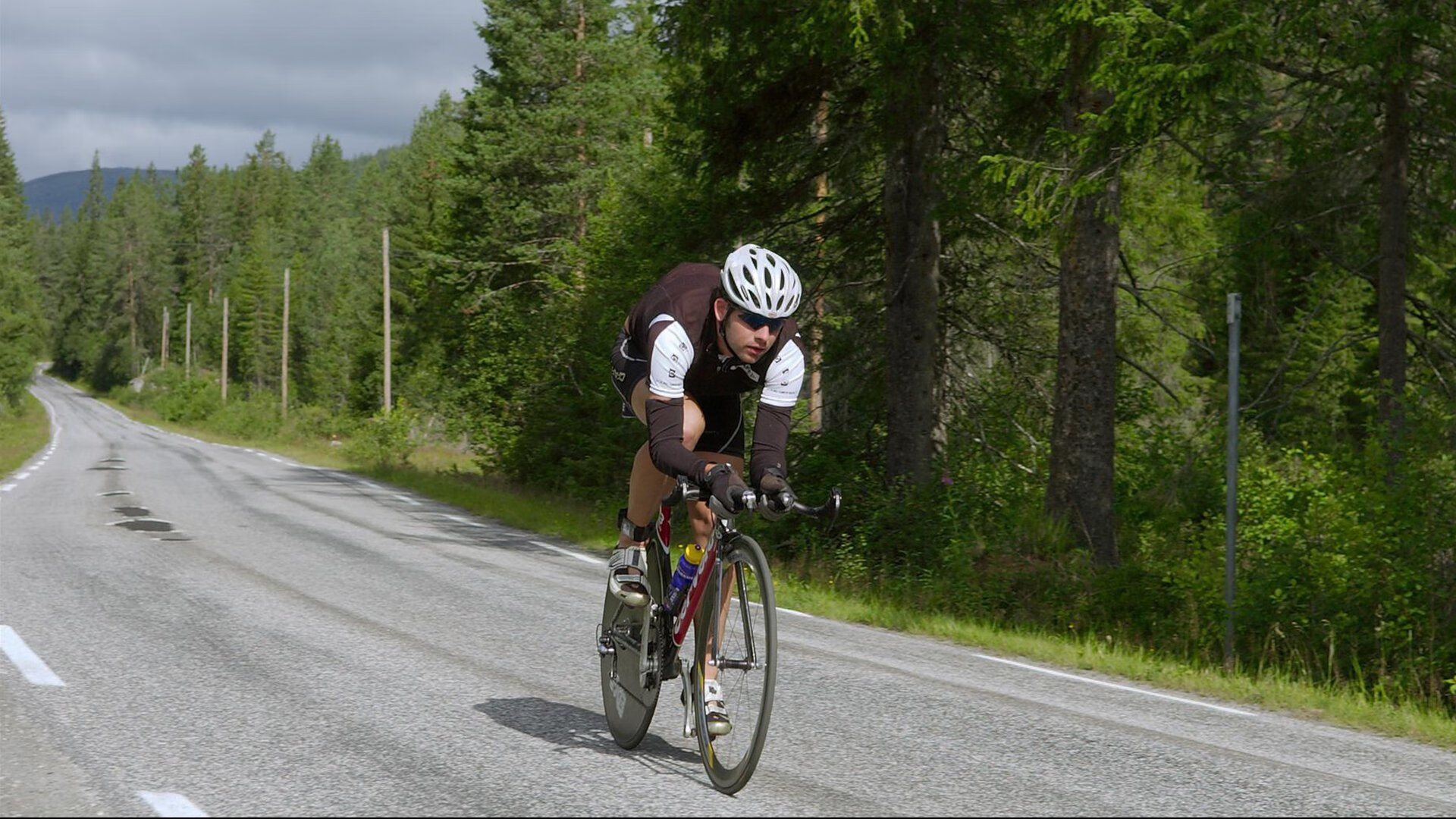 时代对冲，当德甲闪电战遇上西班牙控剑术