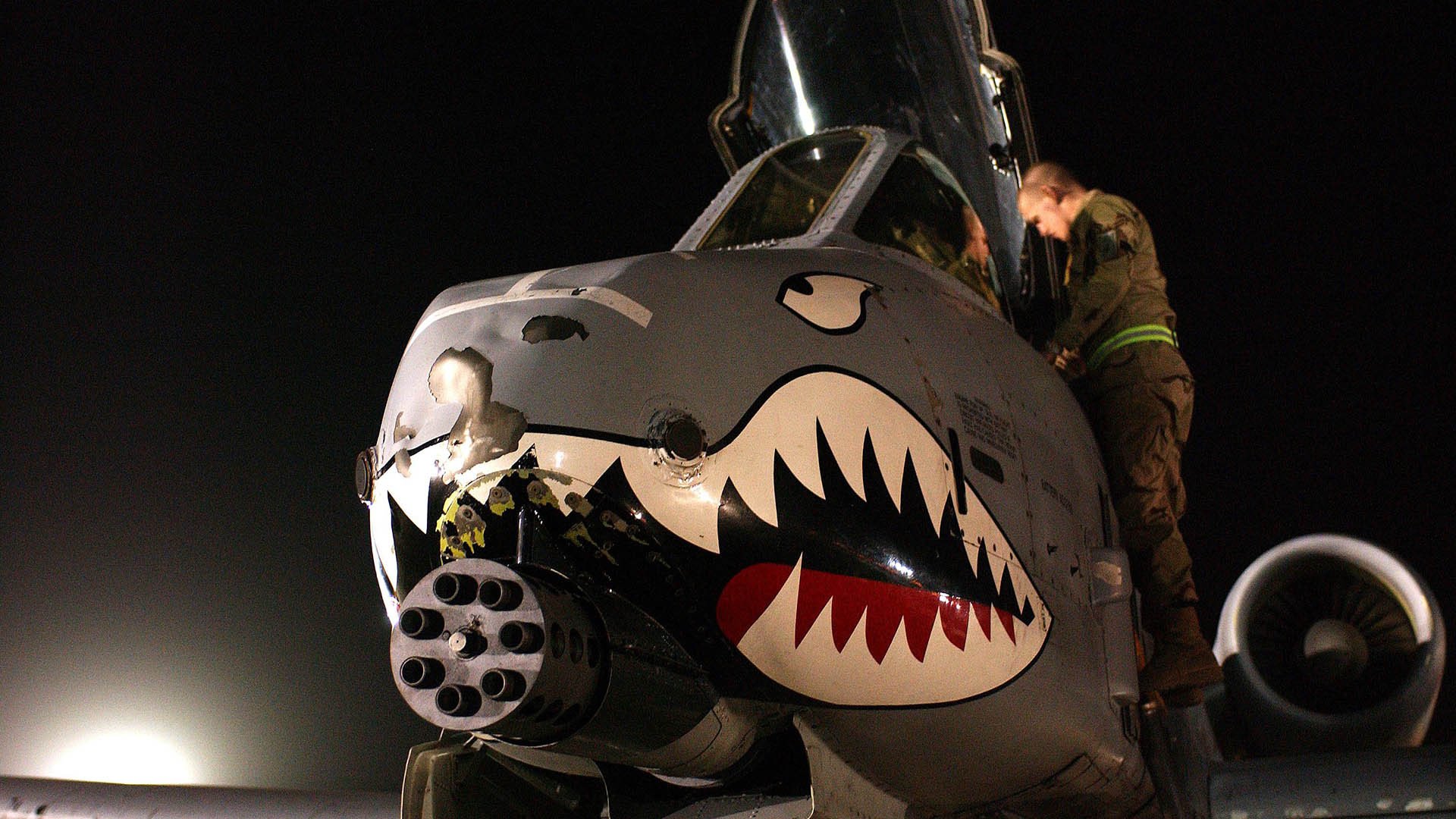 欧冠淘汰赛之夜，恩比德连续得分拉开差距，跨越时空的孤勇者