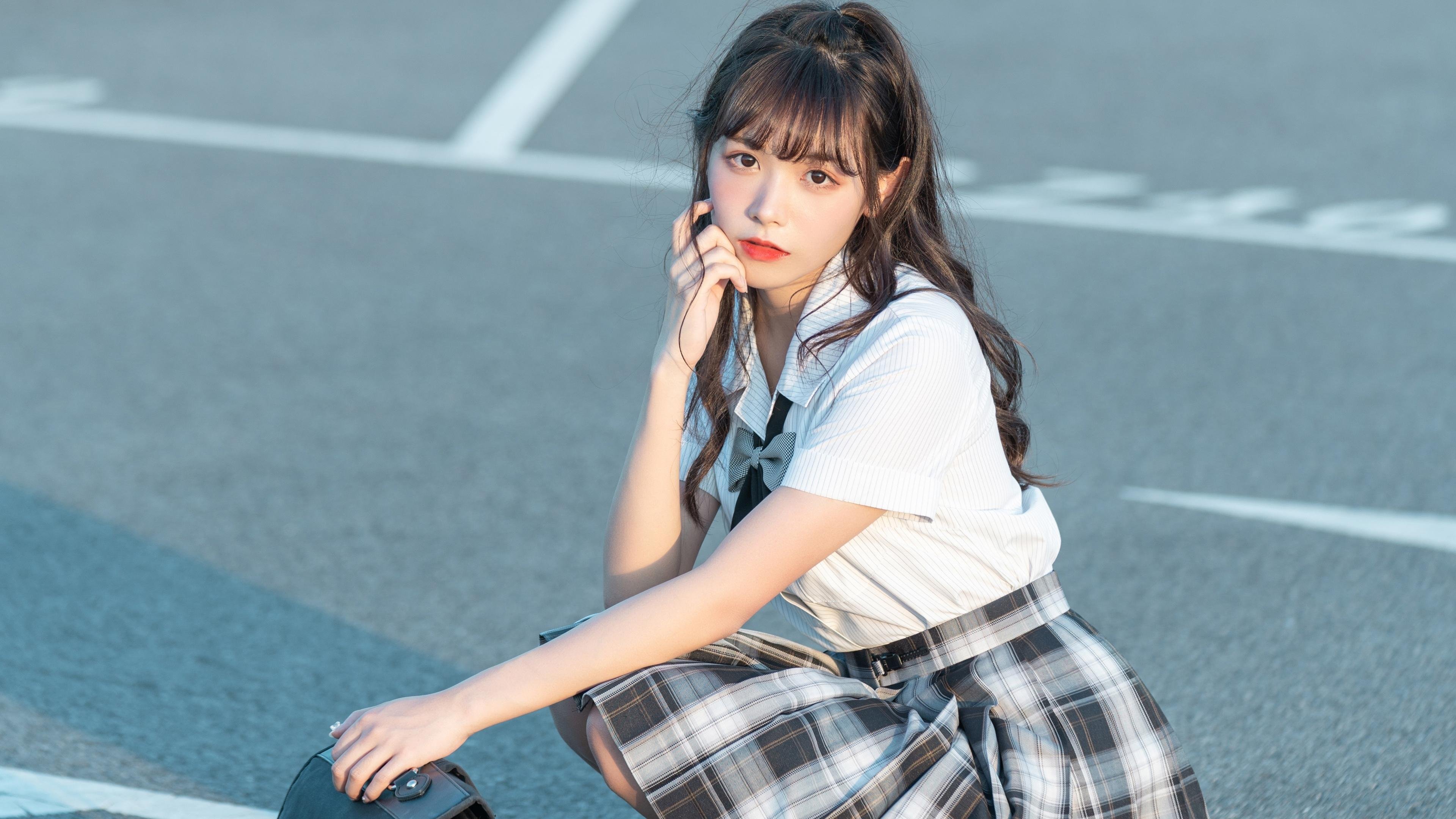 绿茵场上的唯一交响,当波兰铁骑遭遇厄瓜多尔激流,阿拉巴在远方写下新序章